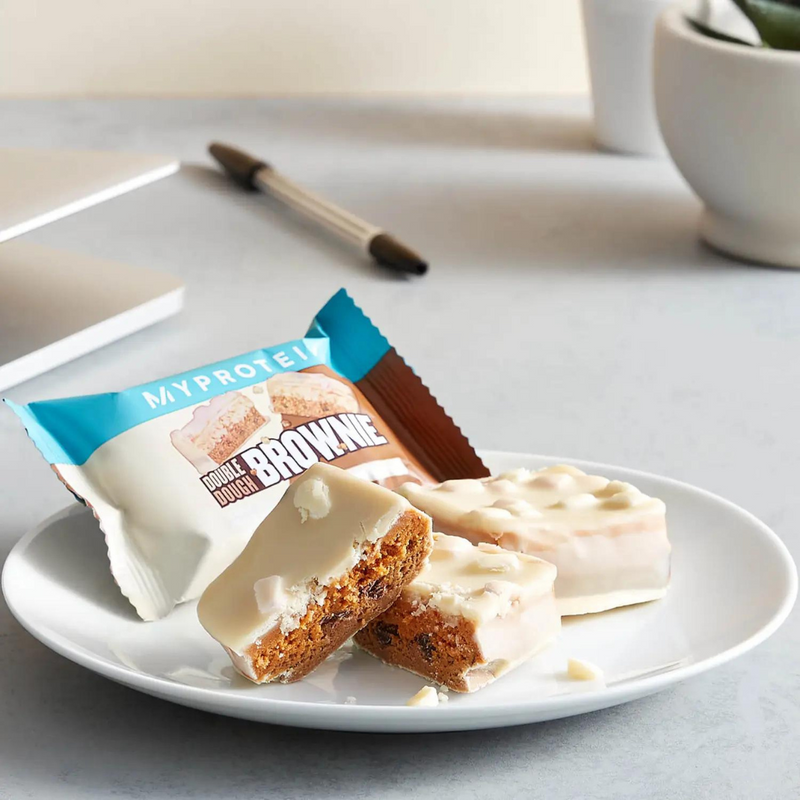 MyProtein White Chocolate And Marshmallow Flavour Double Dough Brownie 60g